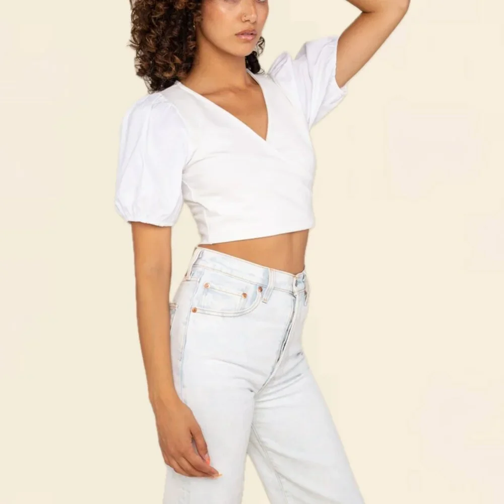 (NWOT) NLT Cotton-Poplin Puff Sleeve V-Neck Crossover Cropped Blouse (White) - Picture 4 of 14